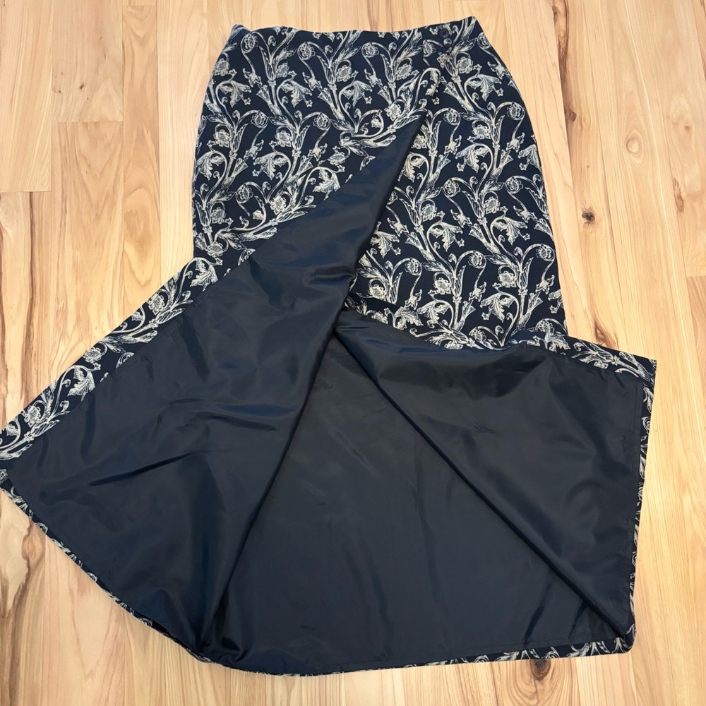 Talbots Navy and Cream Floral Maxi Skirt